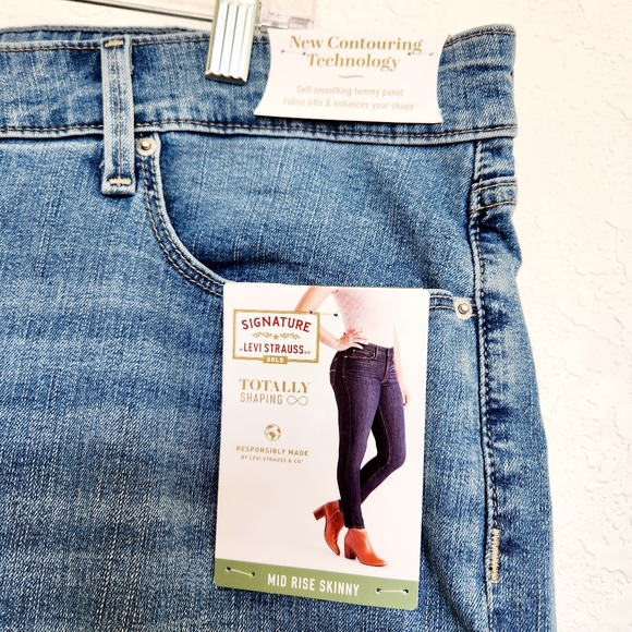 Signature by Levi Strauss Gold Label Jeans - Picture 4 of 11